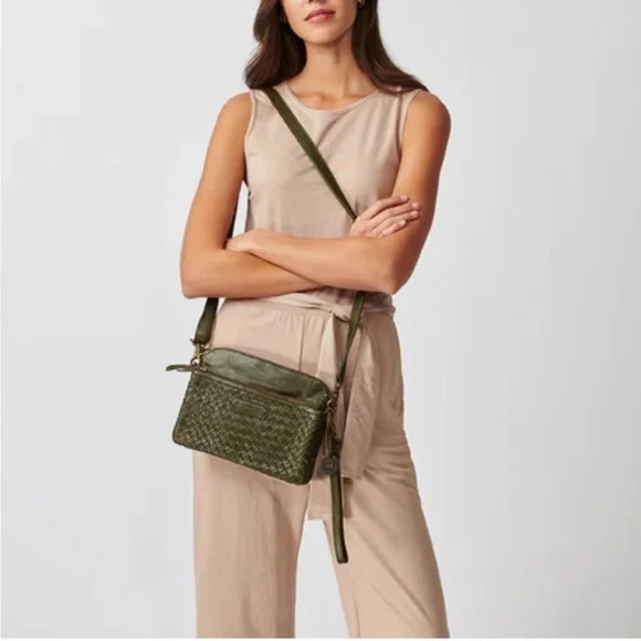 WANDERERS The Murano Crossbody - Picture 2 of 11